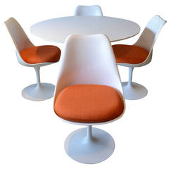 Eero Saarinen for Knoll Tulip Base Dining Table and Four Chairs