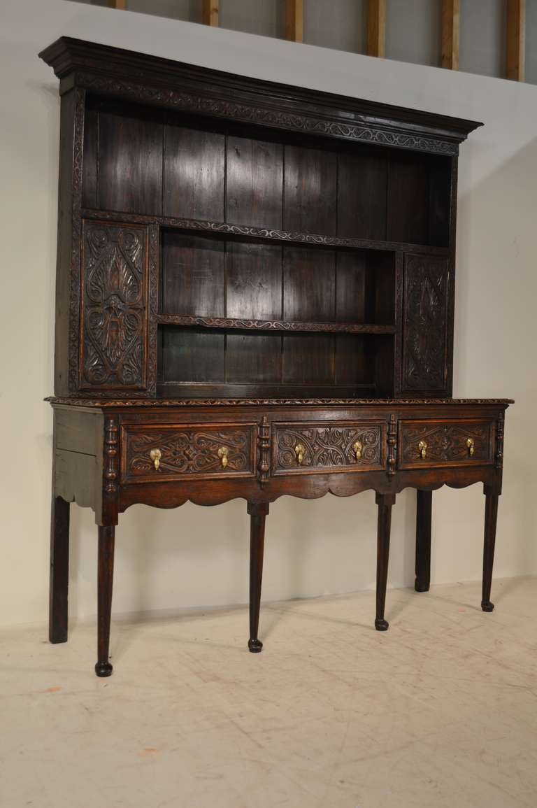 18th Century Welsh Oak Dresser In Excellent Condition In High Point, NC