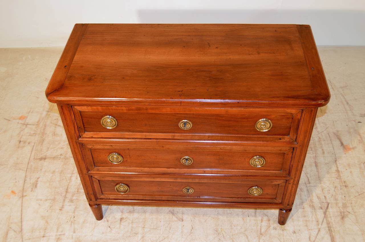 Late 19th Century French Directoire Walnut Commode 3