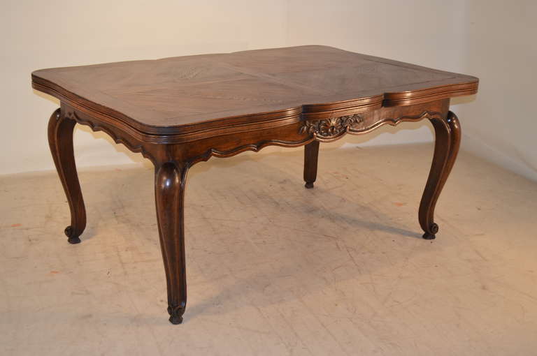 19th Century Large French Draw Leaf Table