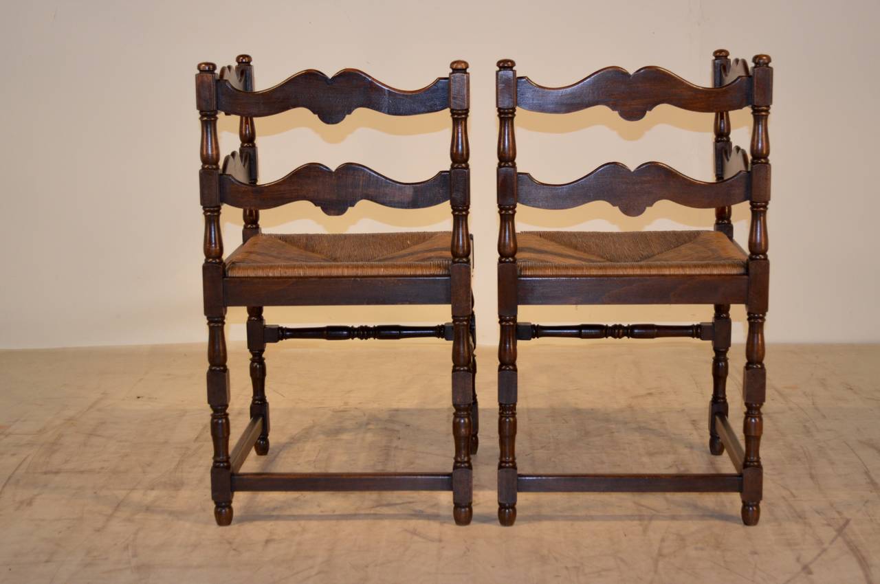 19th Century Pair of French Corner Chairs In Excellent Condition In High Point, NC