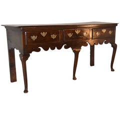 Early 18th Century English Oak Sideboard 12