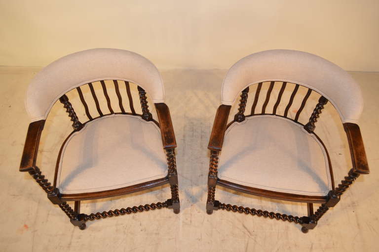 Victorian 19th Century Pair of English Armchairs