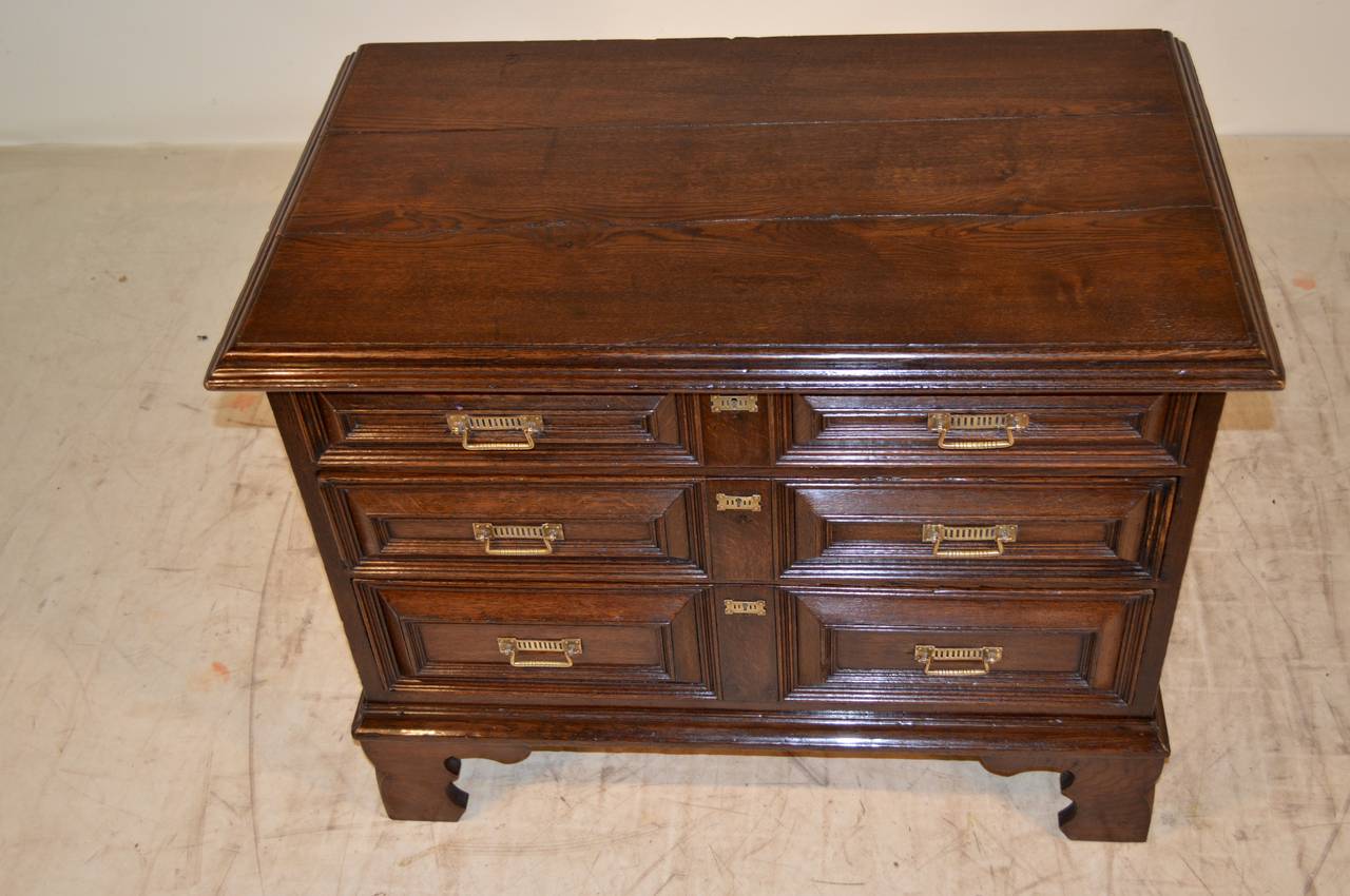 William and Mary Early 18th Century English Oak Small Chest