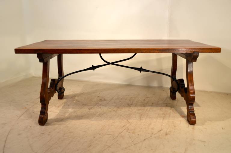 Early 20th Century Spanish Colonial Dining Table In Good Condition In High Point, NC