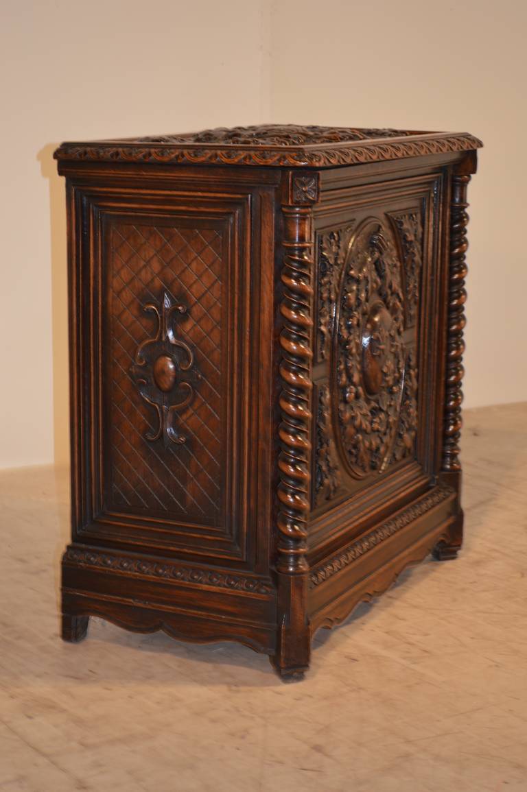 Rare 19th-C. French baguette storage box from a manor house kitchen. Lovely carved top with oak leaves and acorns and a beveled and gadrooned edge around the top follows down to wonderfully carved side and front panels with shields and the family