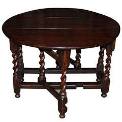 19th Century Oakwood Gateleg Table