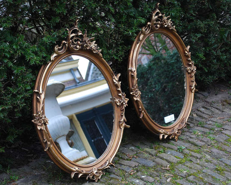 Set of 2 19th c. French Rococo Mirrors In Good Condition In Casteren, NL