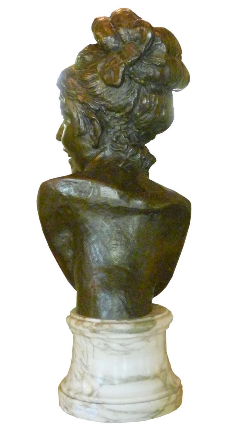 19th Century Female Brass Bust In Good Condition For Sale In Casteren, NL