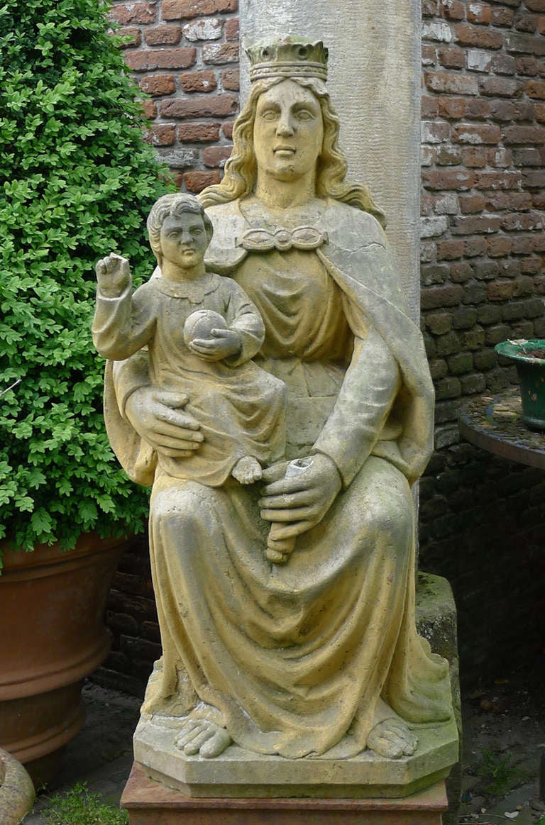 Weeping Madonna with child carved out of sand stone. Beautiful detailed statue made in France, circa 1750.