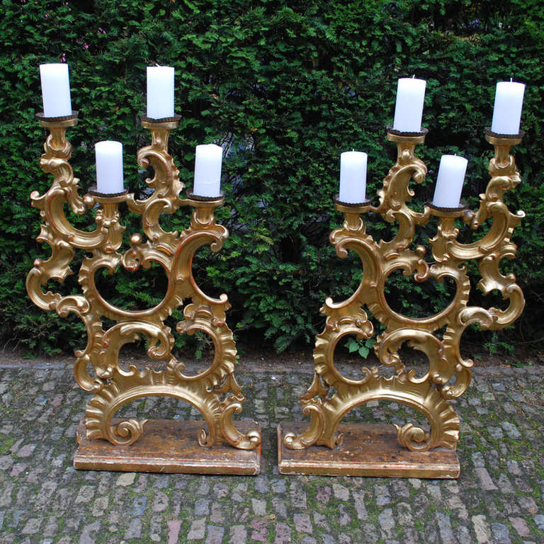 Italian Early 19th Century Pair of Gold Gilded Wood Candleholders
