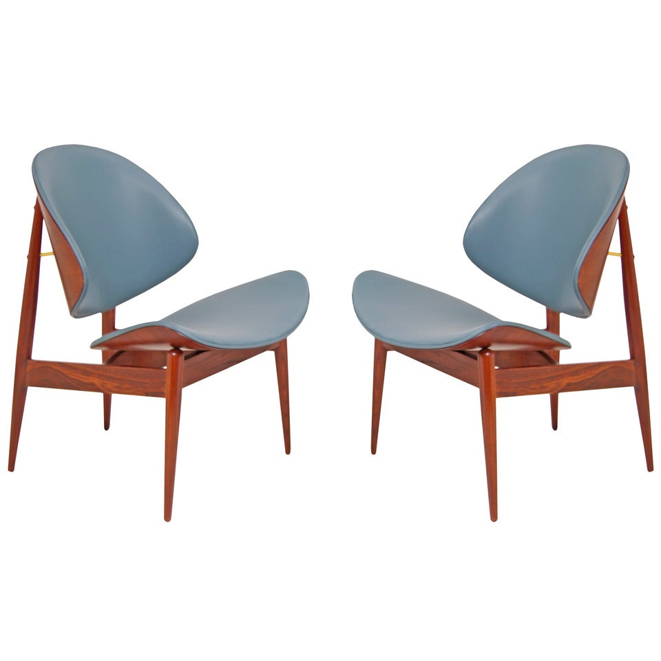 Kodawood Vintage “Clam Shell” Chairs by Seymour James Wiener