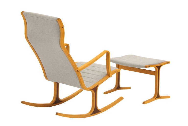 Mid-Century Modern Tendo Mokko “Heron” Rocking Chair by Mitsumasa Sugasawa
