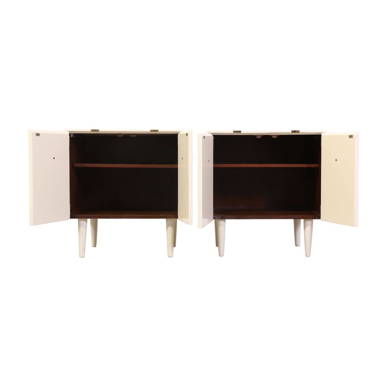 Mid Century Lacquer & Brass Night Stands by Henredon In Excellent Condition In Los Angeles, CA