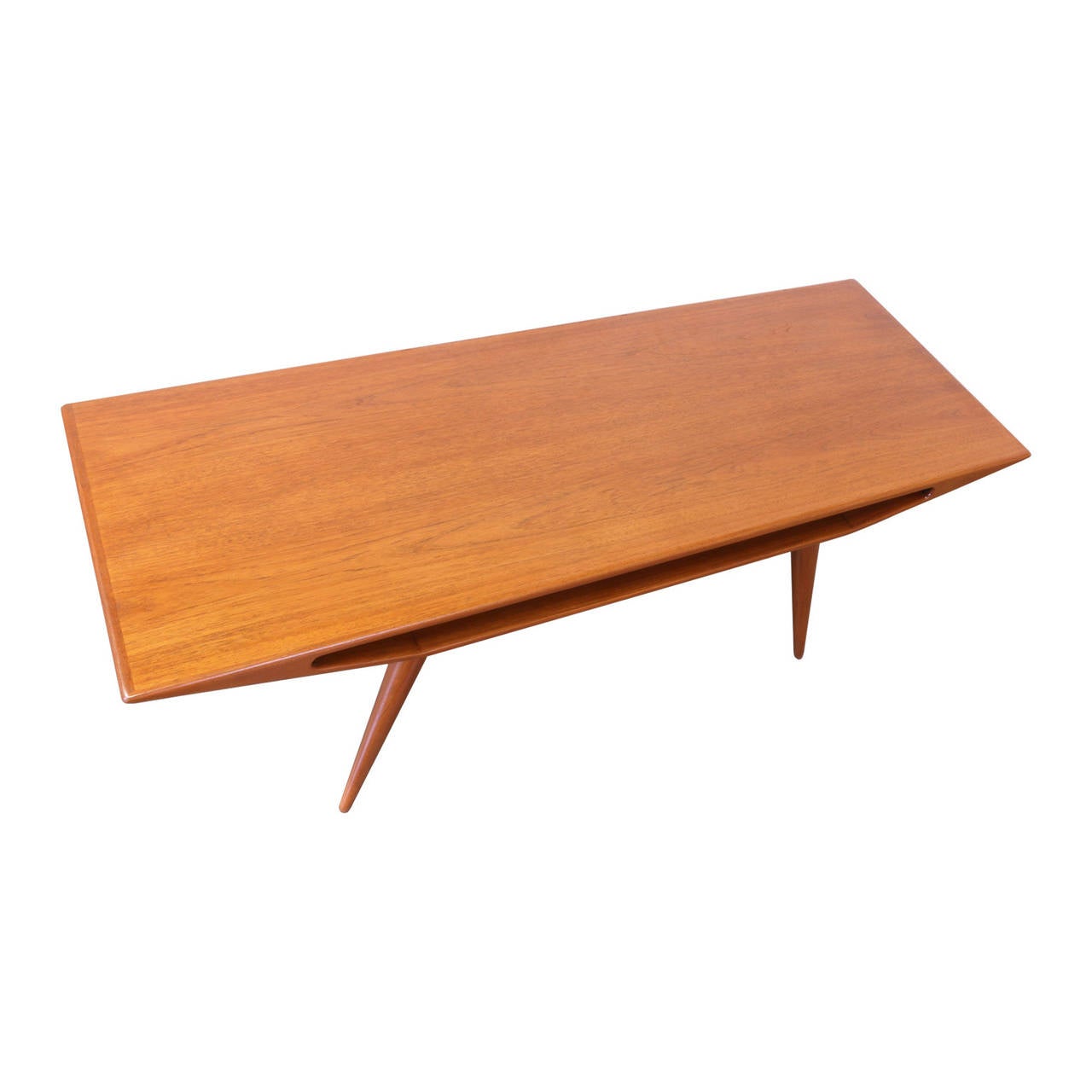 Danish Modern “Smile” Teak Coffee Table In Excellent Condition In Los Angeles, CA