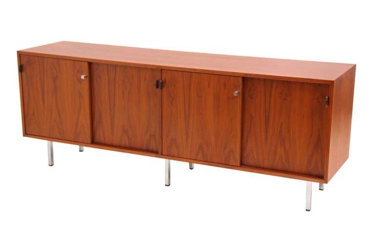 Mid Century Walnut Credenza with Leather Pulls by Florence Knoll In Excellent Condition In Los Angeles, CA