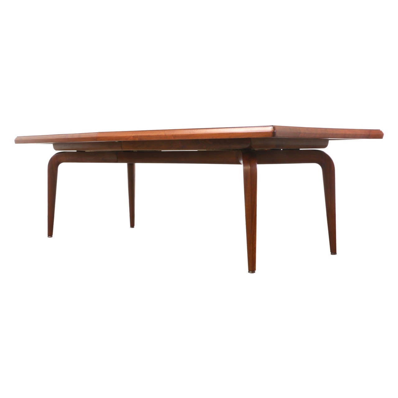 Designer: Maurice Bailey.
Manufacturer: Monteverdi-Young.
Period or Style: Mid-Century Modern.
Country: United States.
Date: 1960s.

Dimensions: 30″ H x 96″ L x 51″ W.
Extension Leave 24″– expands up to 120″ L.
Materials: Walnut.
Condition: