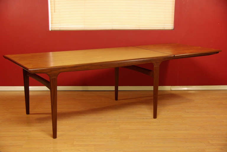 Danish Dining Table by Johannes Andersen In Excellent Condition In Los Angeles, CA