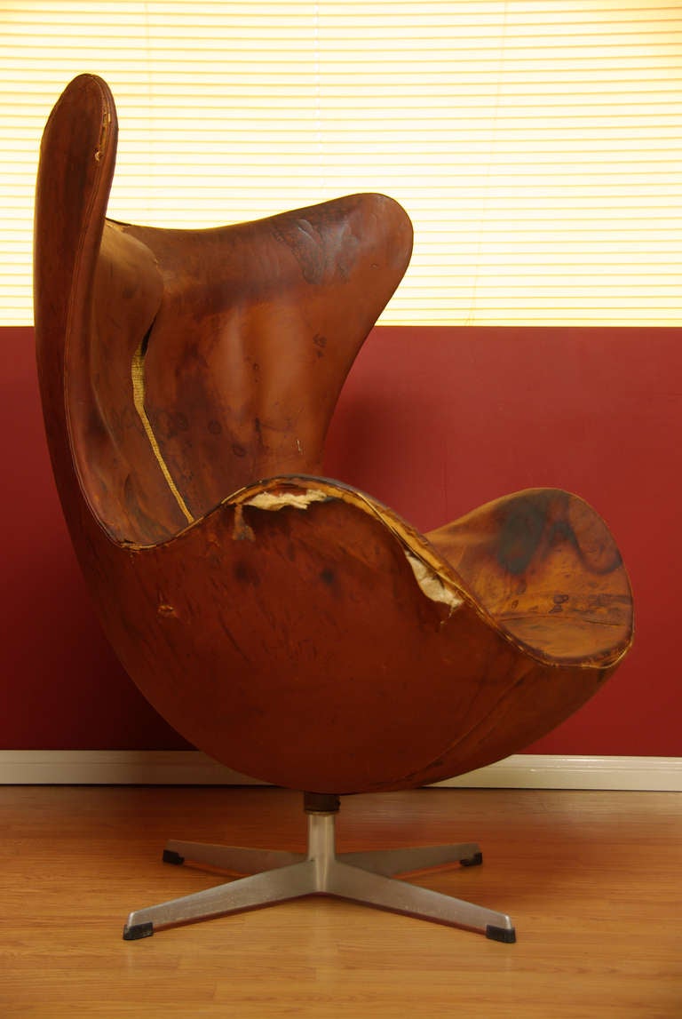egg chair vintage