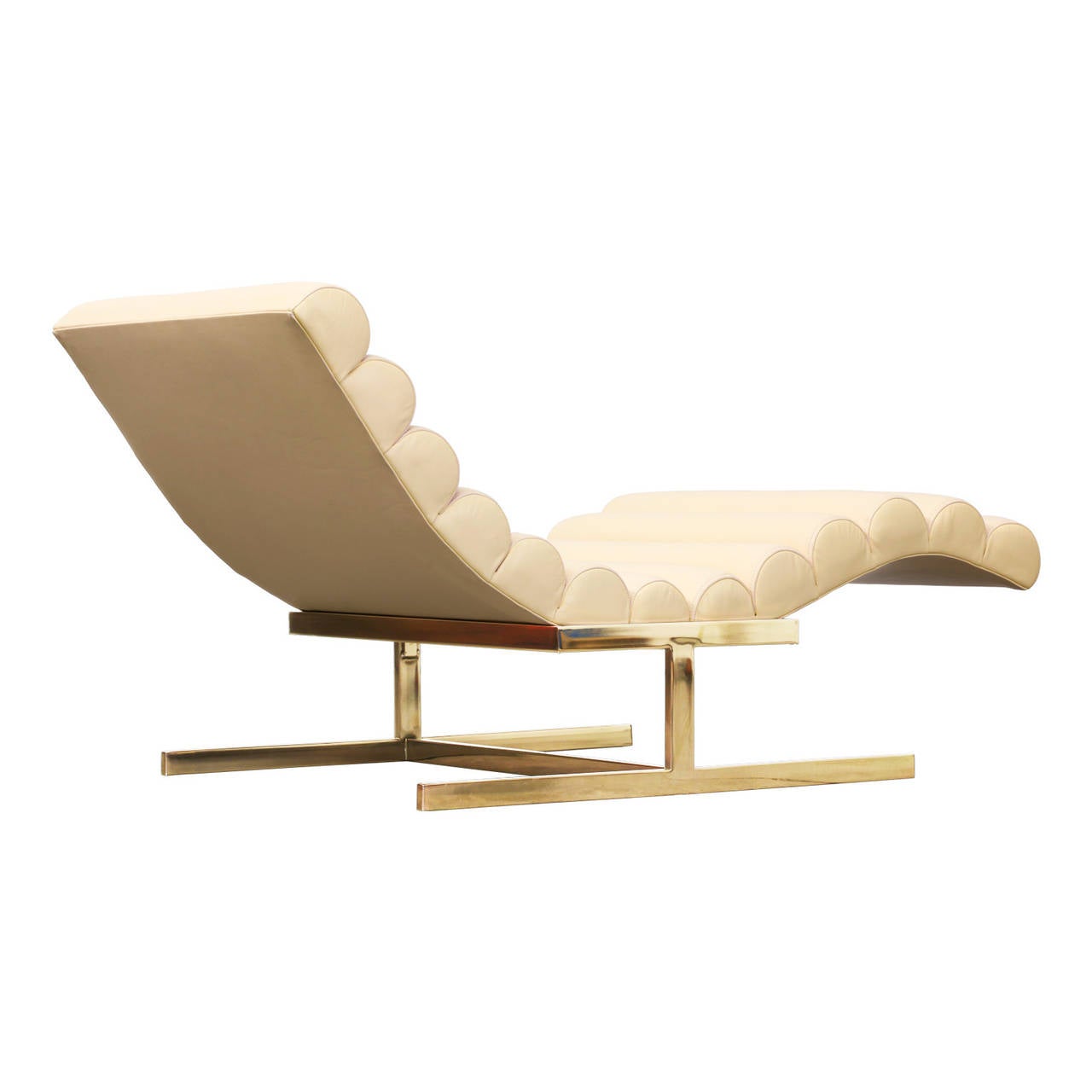 Designer: Milo Baughman.
Manufacturer: Thayer Coggin.
Period/style: Mid-Century Modern.
Country: United States.
Date: 1970s.

Dimensions: 29″ H x 56.5″ L x 28″ W.
Seat height: 12.75″.
Materials: Brass-plated, leather.
Condition: Excellent,