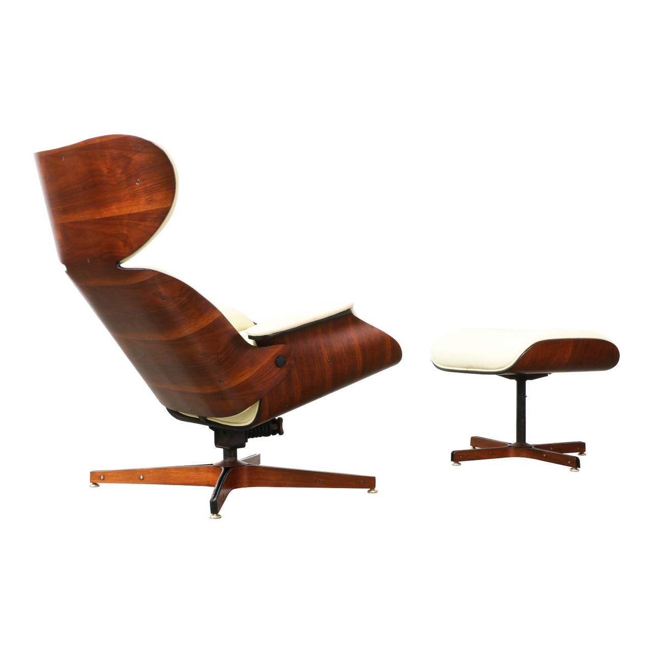 Mid-Century Modern George Mulhauser’s “Mr. Chair” with Ottoman for Plycraft