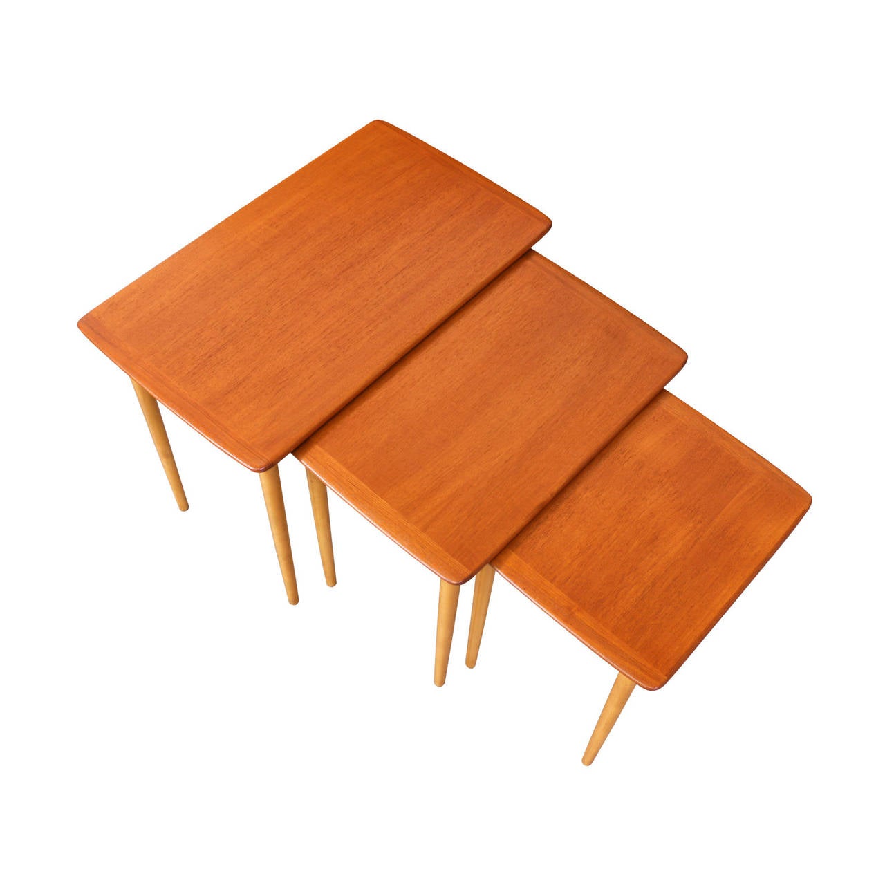 Danish Modern Teak and Oak Nesting Tables In Excellent Condition In Los Angeles, CA