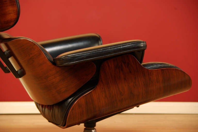 Leather Rosewood Eames Lounge Chair 2
