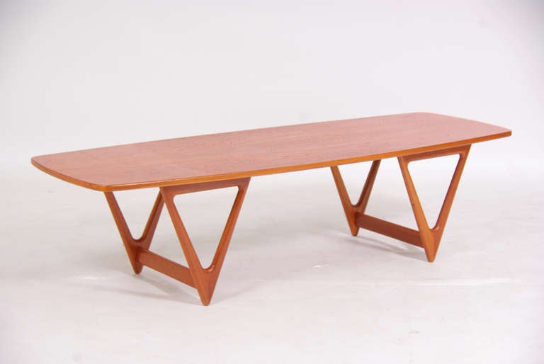 Danish Modern Teak Coffee Table by Kurt Østervig In Excellent Condition In Los Angeles, CA