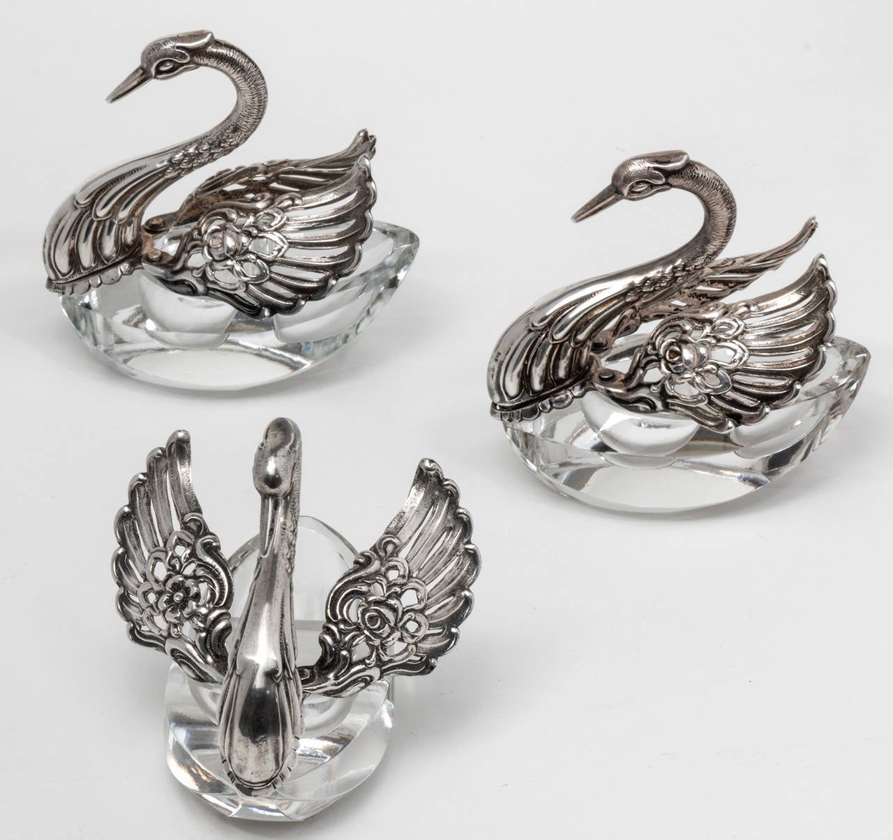 800 Silver and Crystal Swan Salter Set of 3 In Good Condition For Sale In Summerland, CA