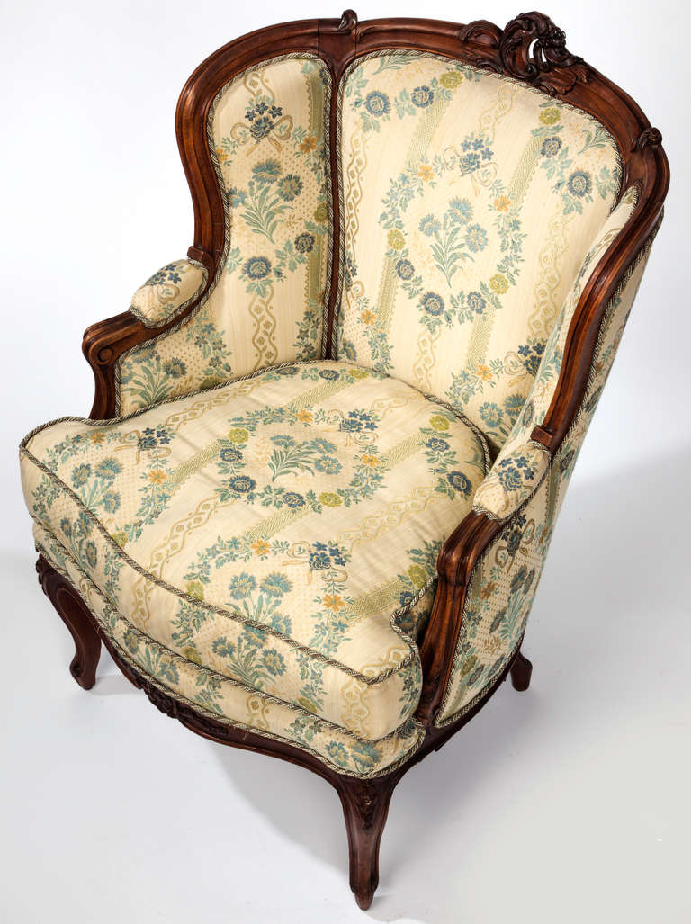 19c. Carved Walnut French Tub Chair For Sale 4