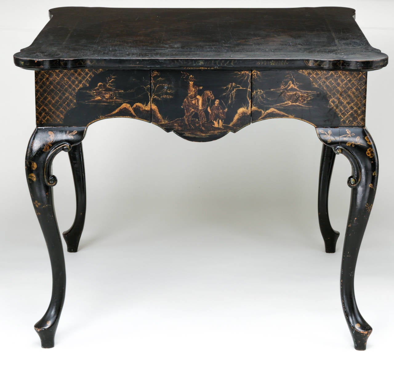 Chinoiserie Game Table In Excellent Condition In Summerland, CA