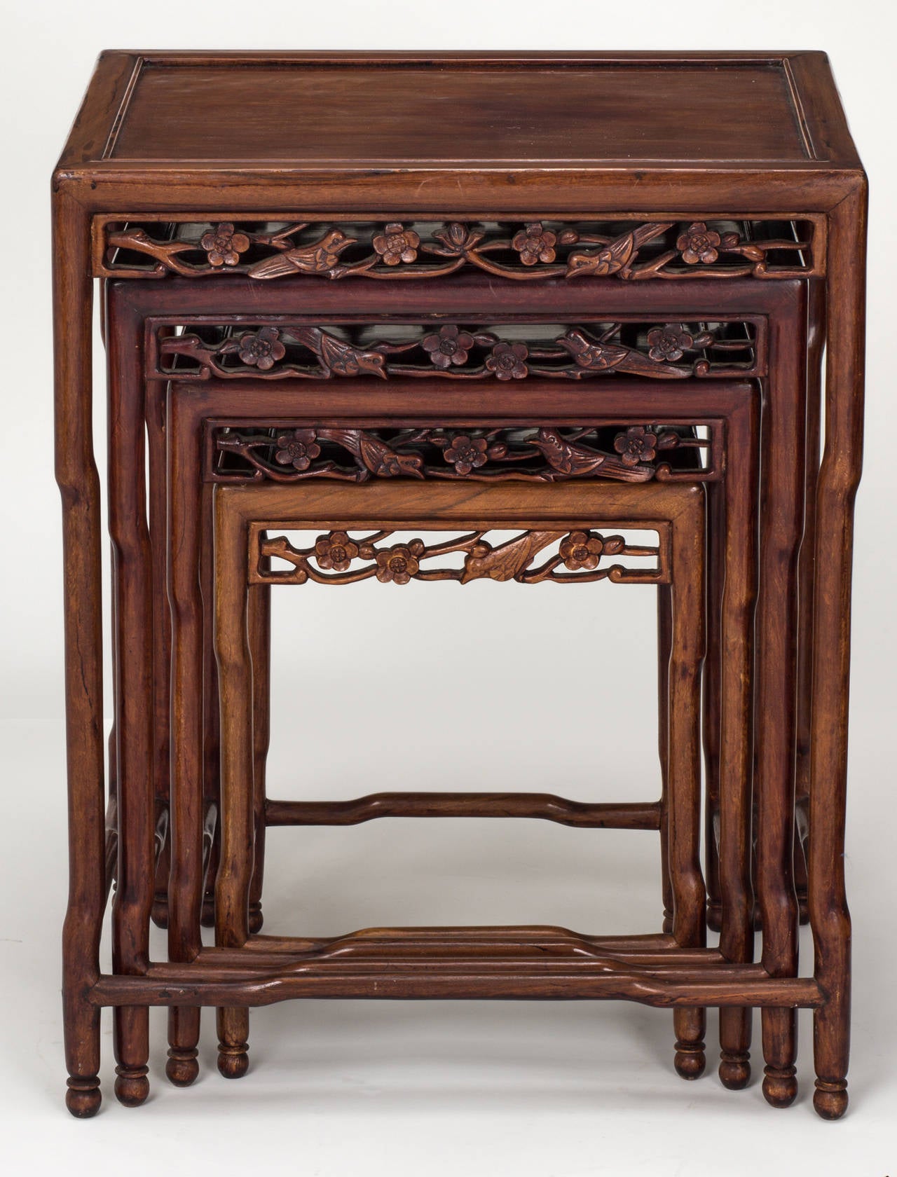 Rosewood Chinese Nesting Tables, Set of Four In Excellent Condition In Summerland, CA