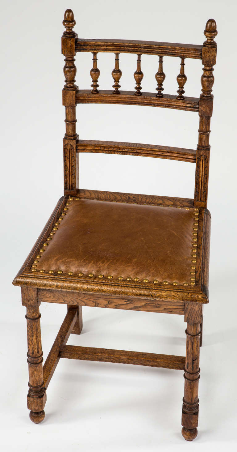 English Oak and Leather Chairs, Set of Four, circa 1900s For Sale 5