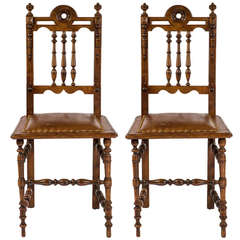 Pair of English Oak and Leather Chairs, circa 1900s 9