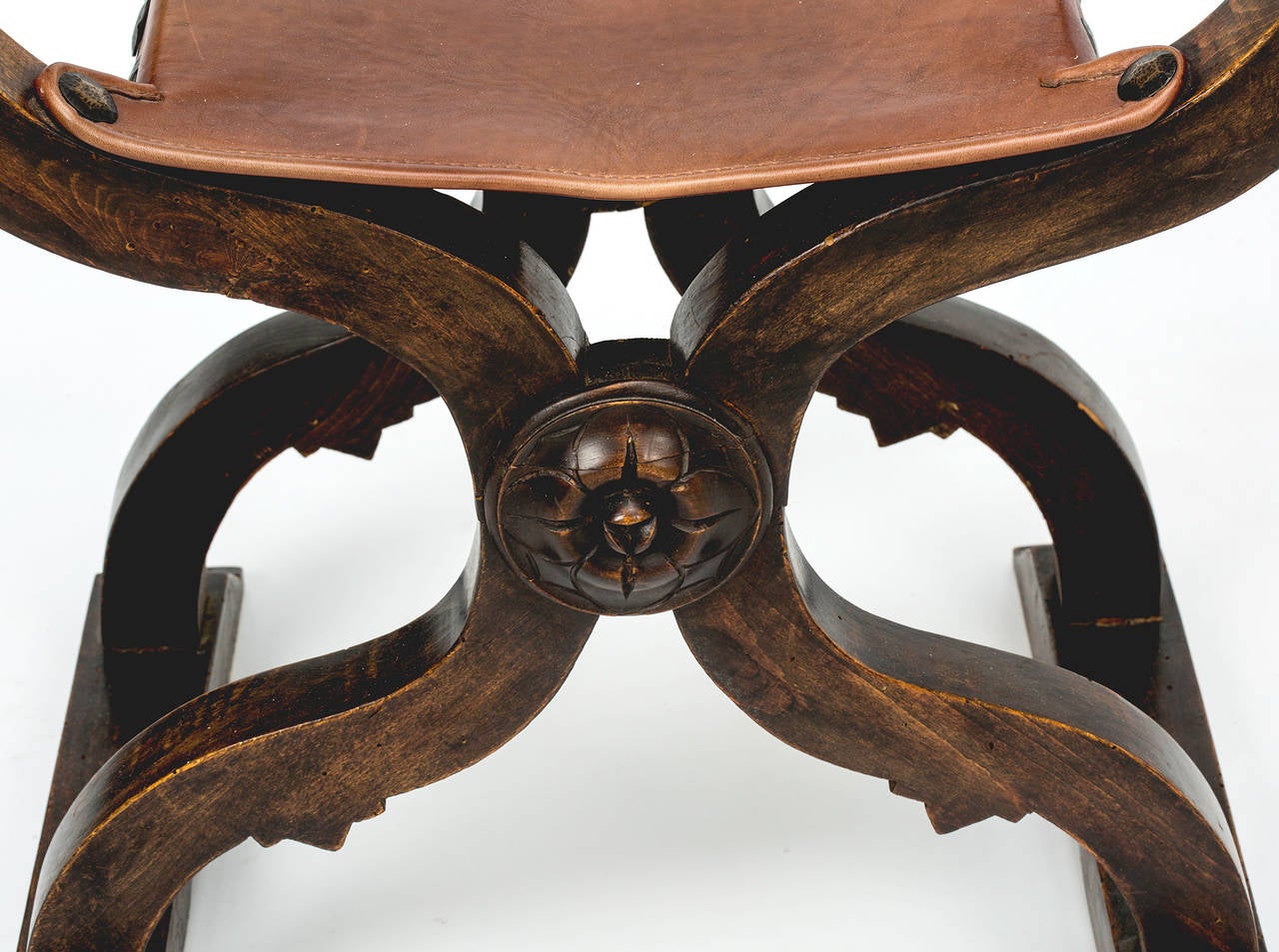 Pair of Savonarola Leather Chairs 5