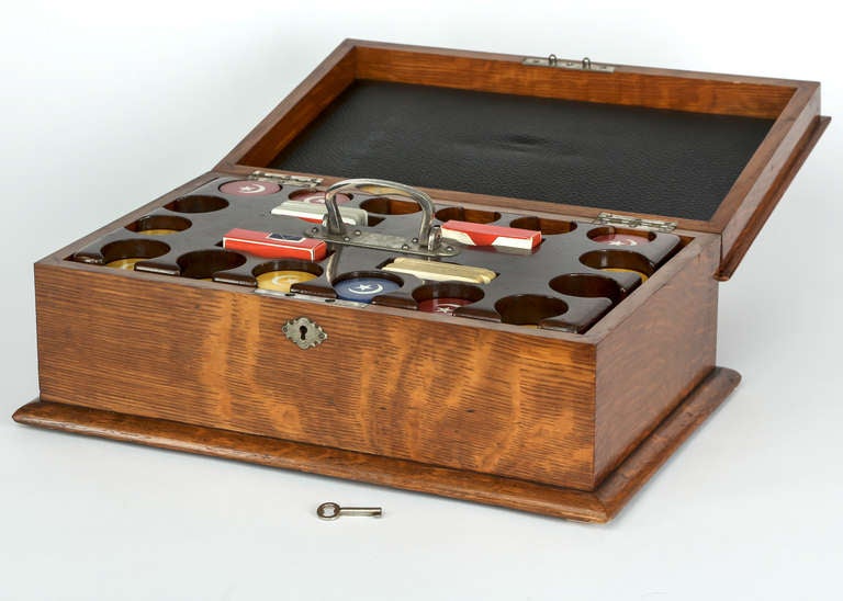 Poker Chip Marquetry Box In Excellent Condition In Summerland, CA