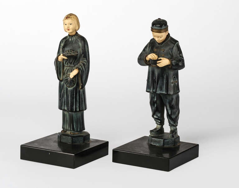 Wonderful and charming vintage Chinese man and woman pewter  metal figurine mounted on black marble.  Wonderful profiles of both peasant-like servants.  Especially back of que hair style of the man.  I believe the woman's hair looks blond because it