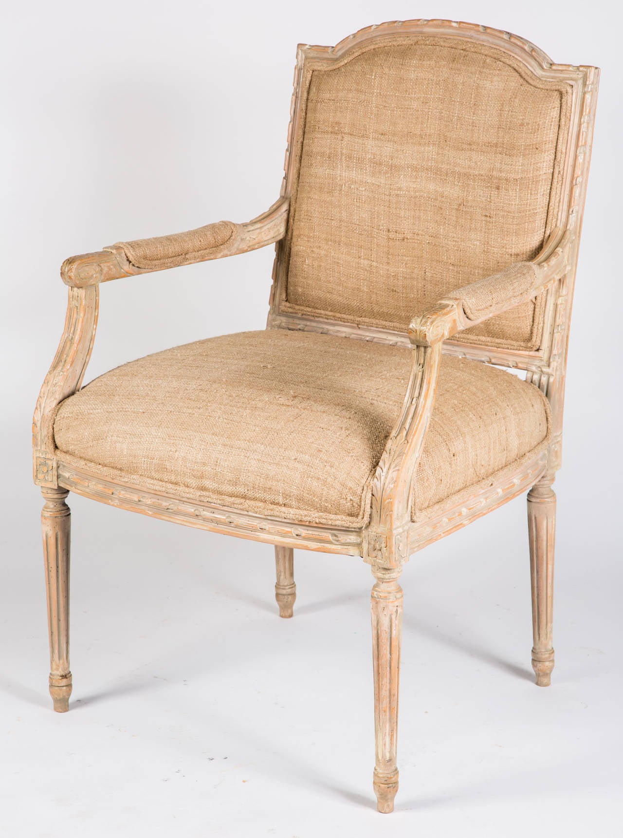 Four Armchairs Upholstered in Linen Silk In Excellent Condition For Sale In Summerland, CA