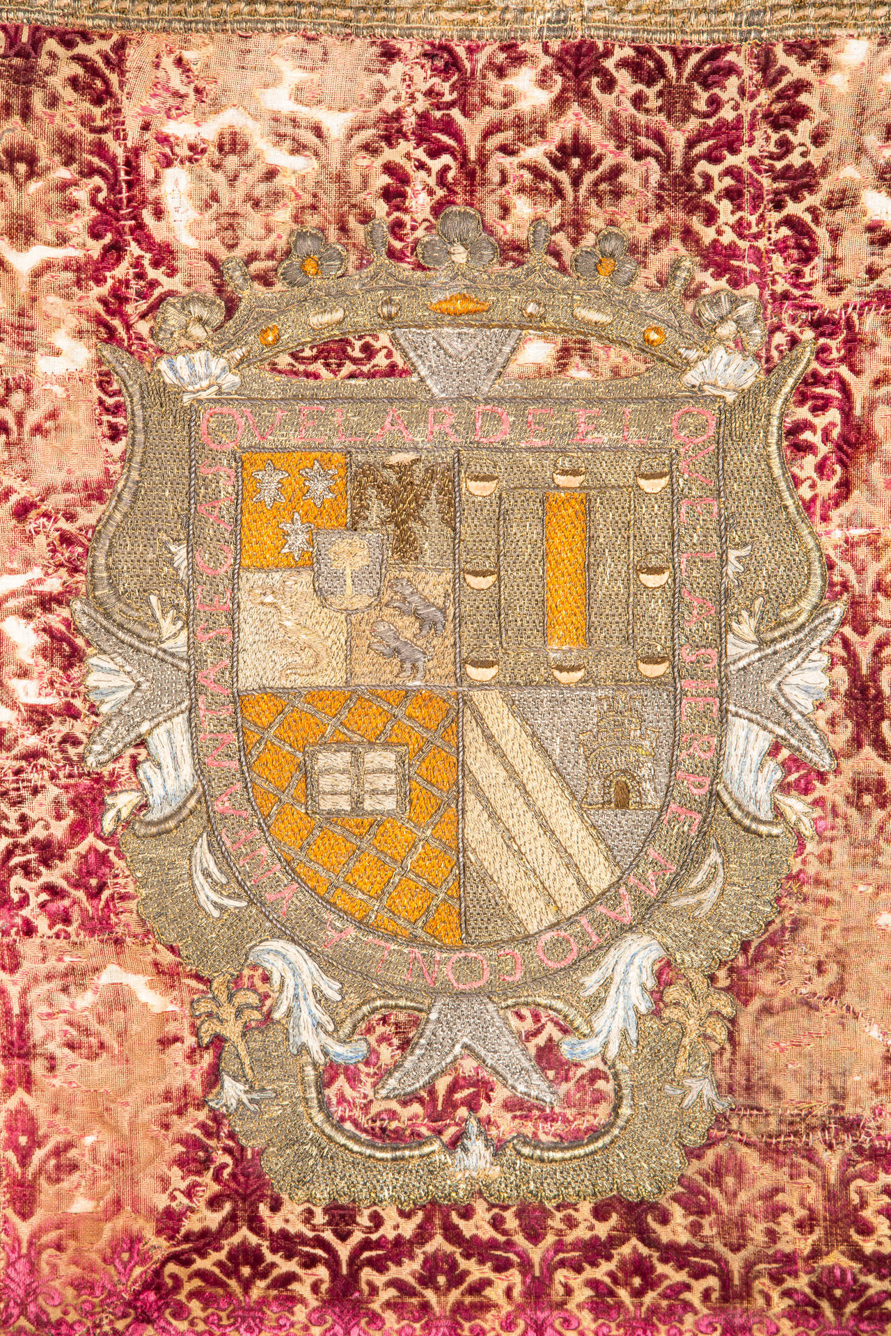 19th Century Spanish Baroque Walnut Armchair For Sale