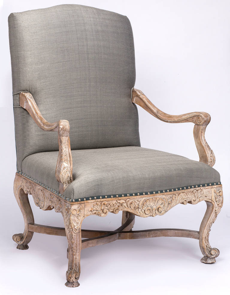 French Louis XV Style Large Carved Wood Upholstered  Armchairs In Excellent Condition In Summerland, CA