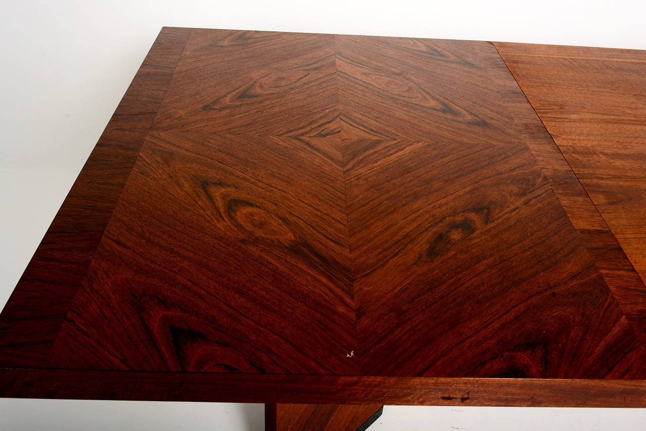 Mid-20th Century Lane Dining Table in Walnut