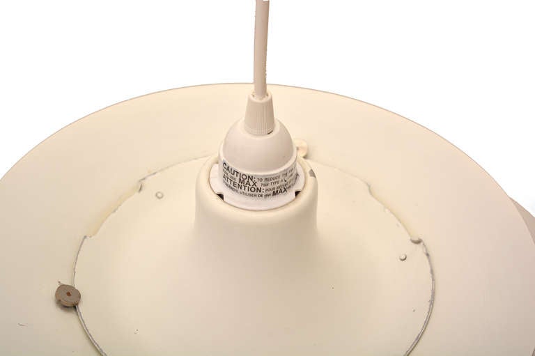 Poul Henningsen PH5 Hanging Lamp For Louis Poulsen In Good Condition In Chula Vista, CA