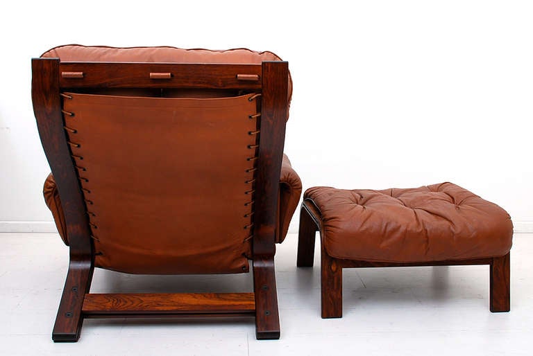 Unique Rosewood Scandinavian Lounge Chair & Ottoman In Excellent Condition In Chula Vista, CA