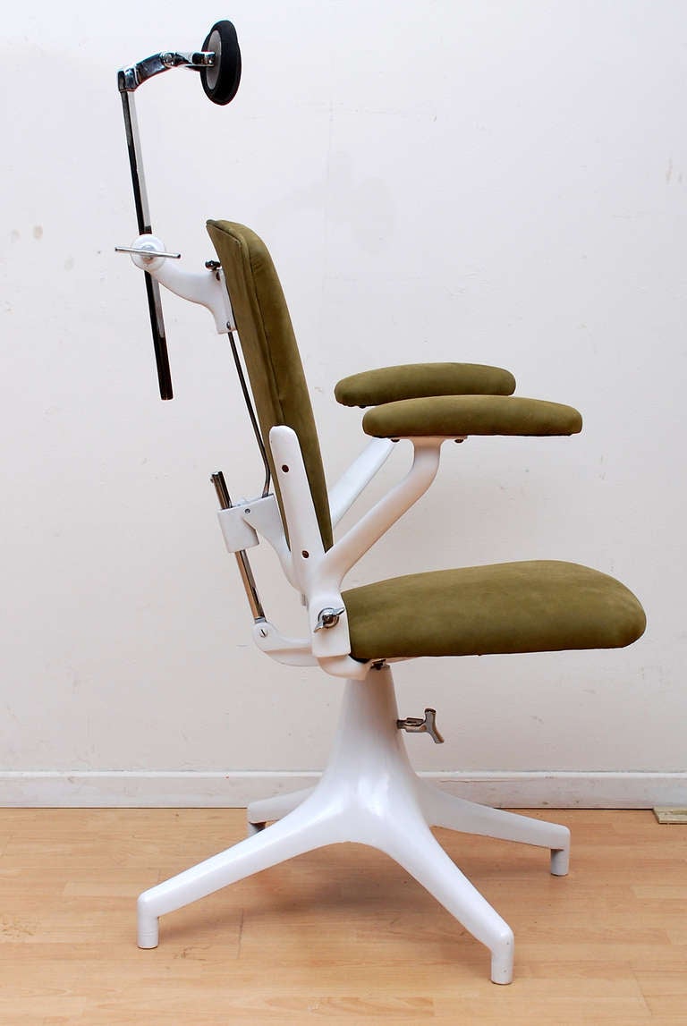 Mid-20th Century Cast Iron Dentist Chair 