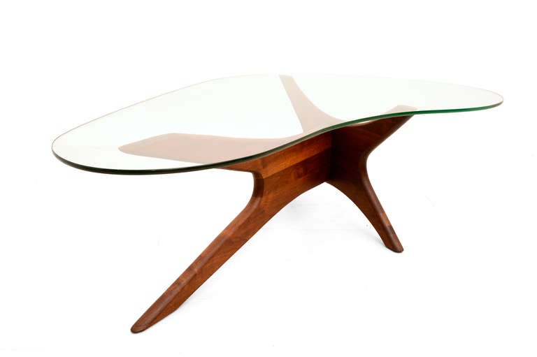 For your consideration a set of coffee & side table by Adrian Pearsall. Constructed in solid walnut wood with sculptural shape. 

Side table has a round glass , while the coffee table has an irregular shape for the glass top. 

A great addition