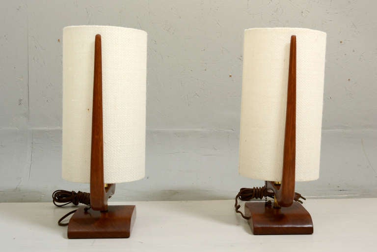 Pair Mid Century Sculptural Table Lamps In Excellent Condition In Chula Vista, CA
