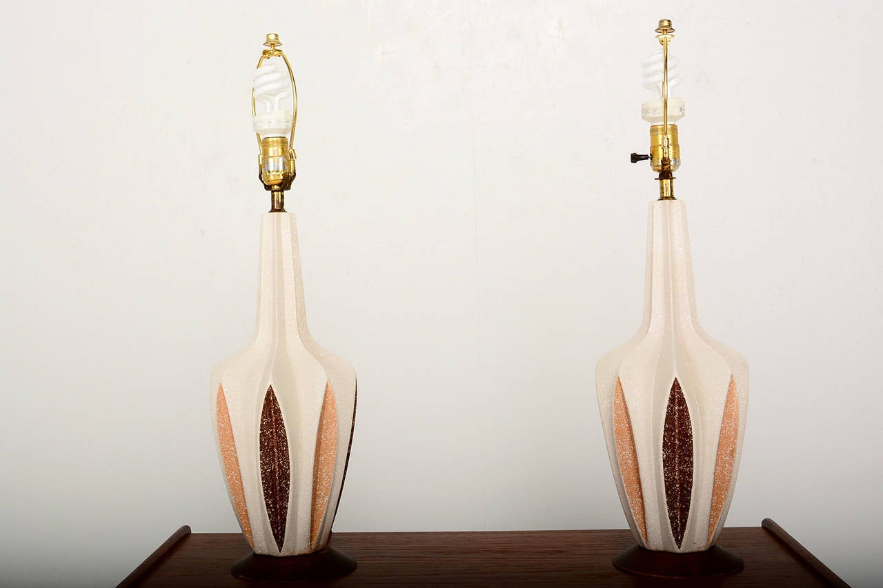 mid-century modern ceramic table lamps