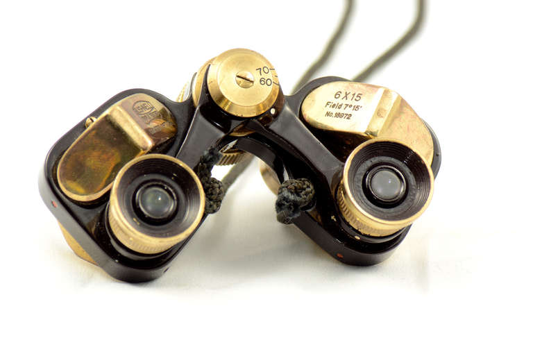 Bushnell 6 x 15 Brass Opera Binoculars with Leather In Good Condition In Chula Vista, CA