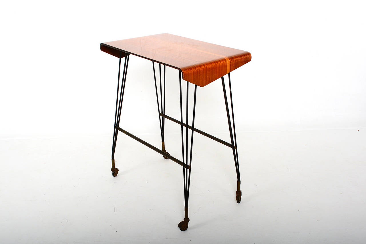 TV Italian Carrello Side Table Rolling Desk Midcentury Modern Media Office 1940s In Good Condition In Chula Vista, CA