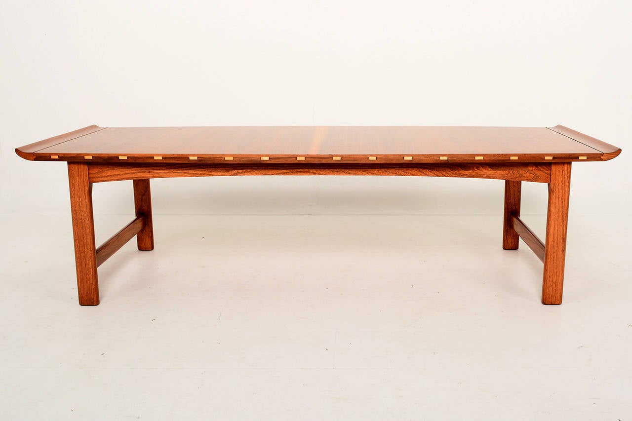 Mid-Century Modern Coffee Table by Lane In Excellent Condition In Chula Vista, CA